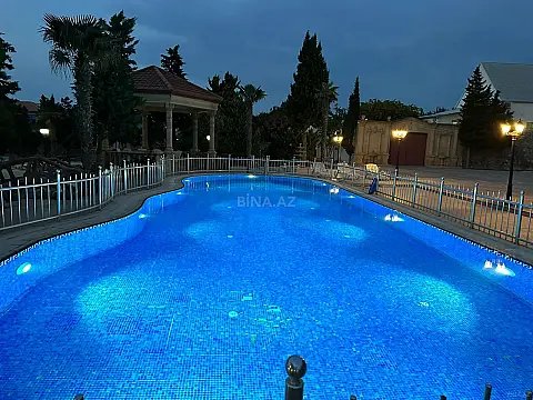 Kirayə verilir 9 otaqlı həyət evi 850 m²