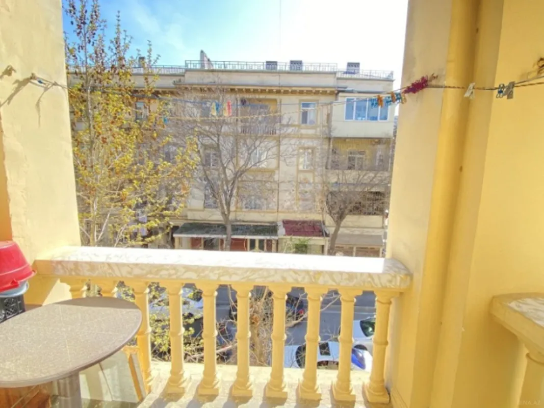 Kirayə verilir 2 otaqlı mənzil 60 m²