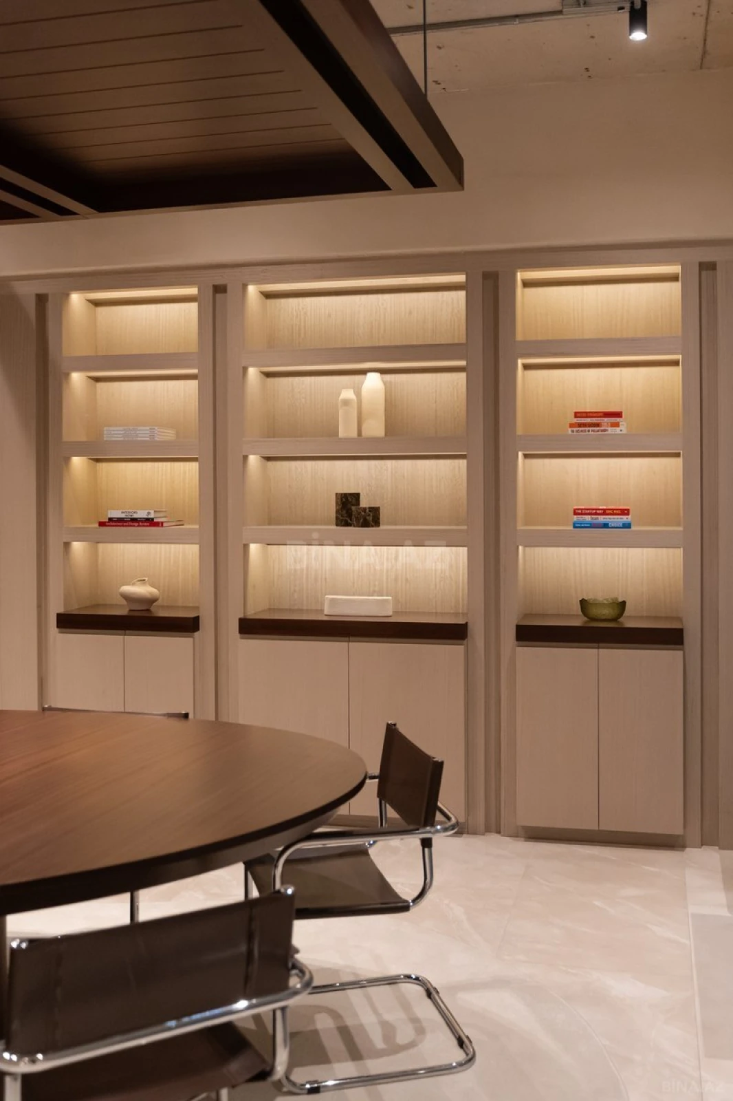 Kirayə verilir 3 otaqlı ofis 500 m²