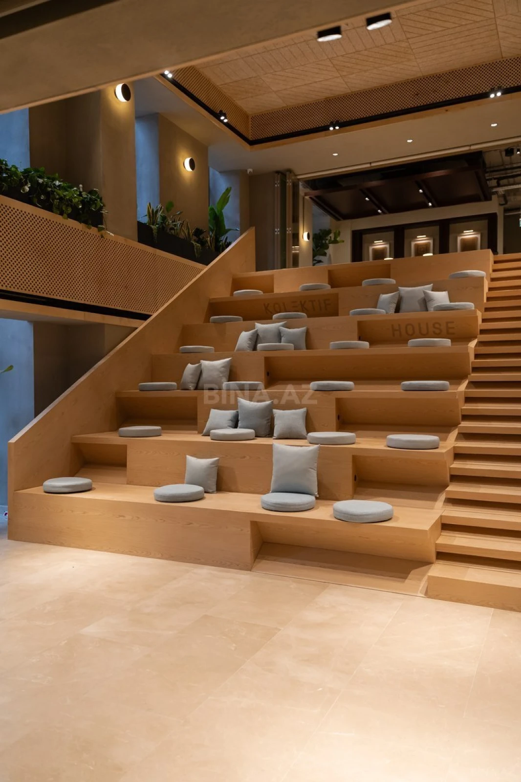 Kirayə verilir 3 otaqlı ofis 500 m²