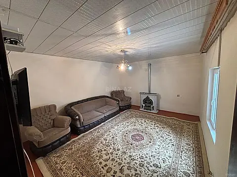 Satılır 2 otaqlı həyət evi 68 m²
