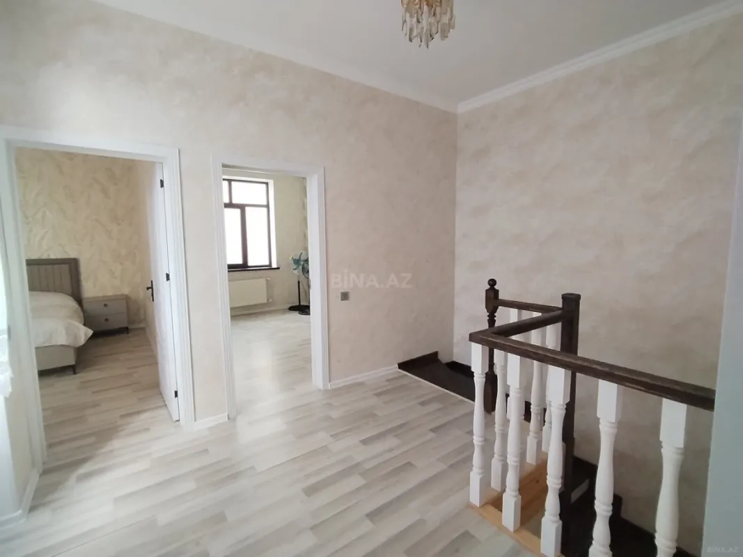 Satılır 4 otaqlı həyət evi 100 m²
