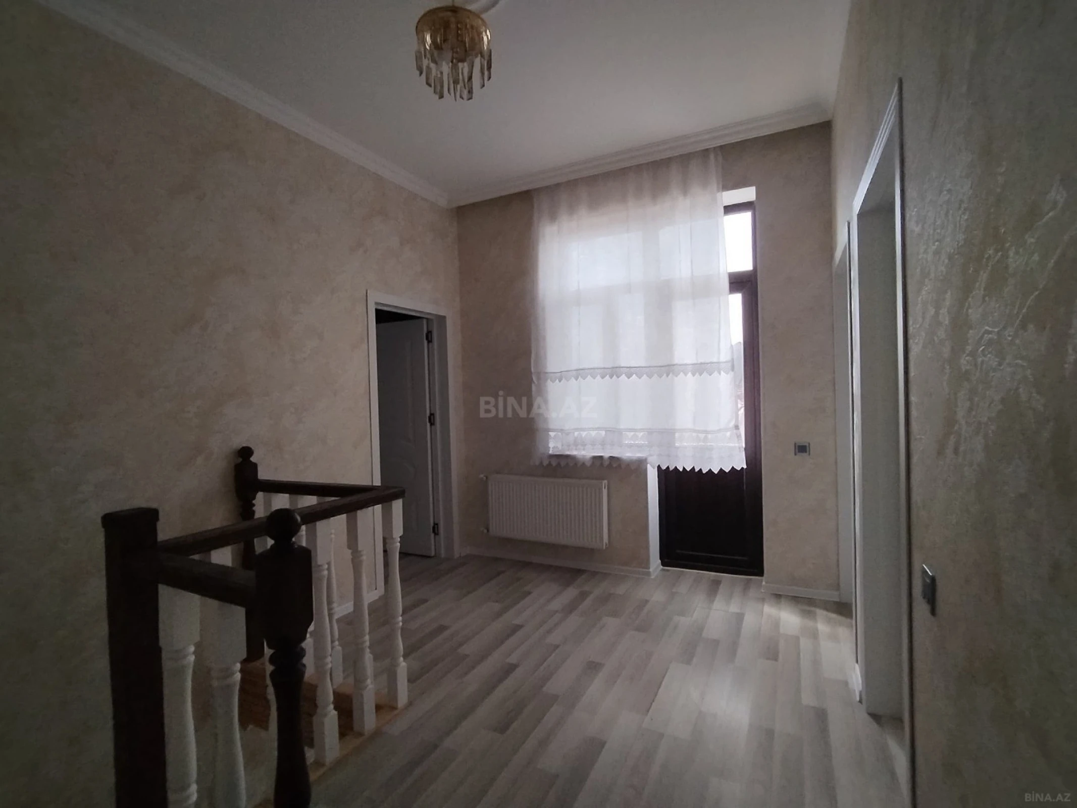 Satılır 4 otaqlı həyət evi 100 m²