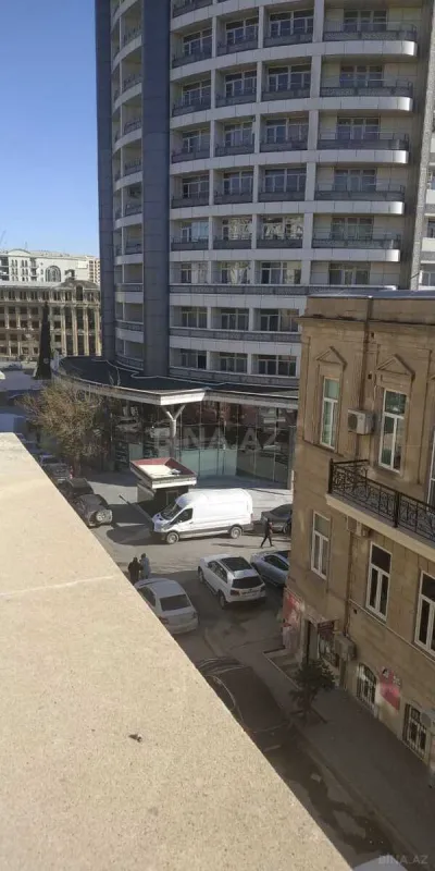 Satılır 3 otaqlı mənzil 100 m²