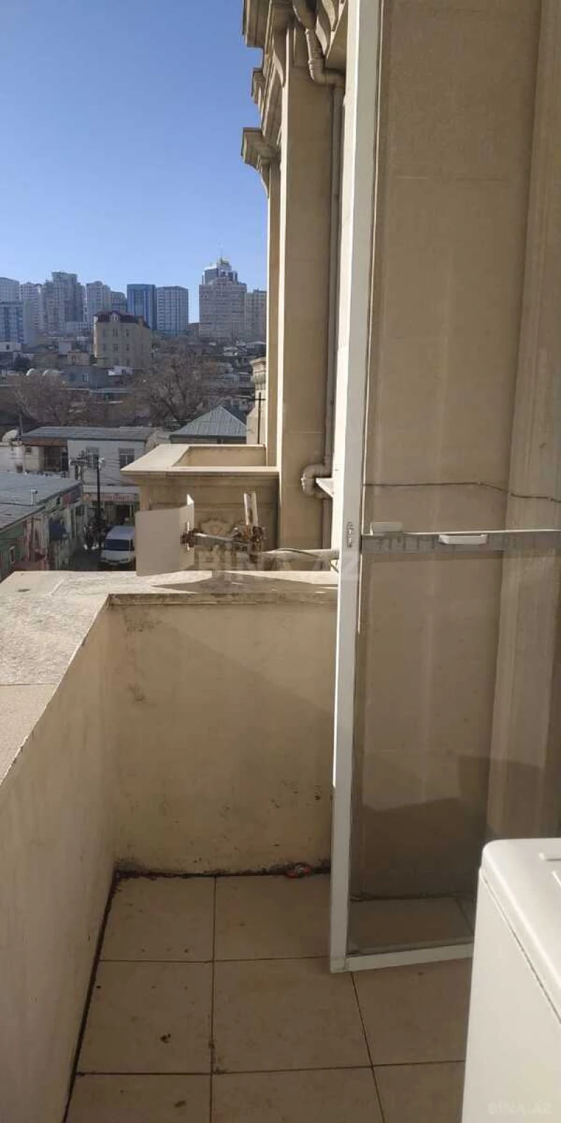 Satılır 3 otaqlı mənzil 100 m²