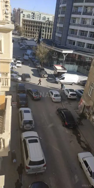 Satılır 3 otaqlı mənzil 100 m²
