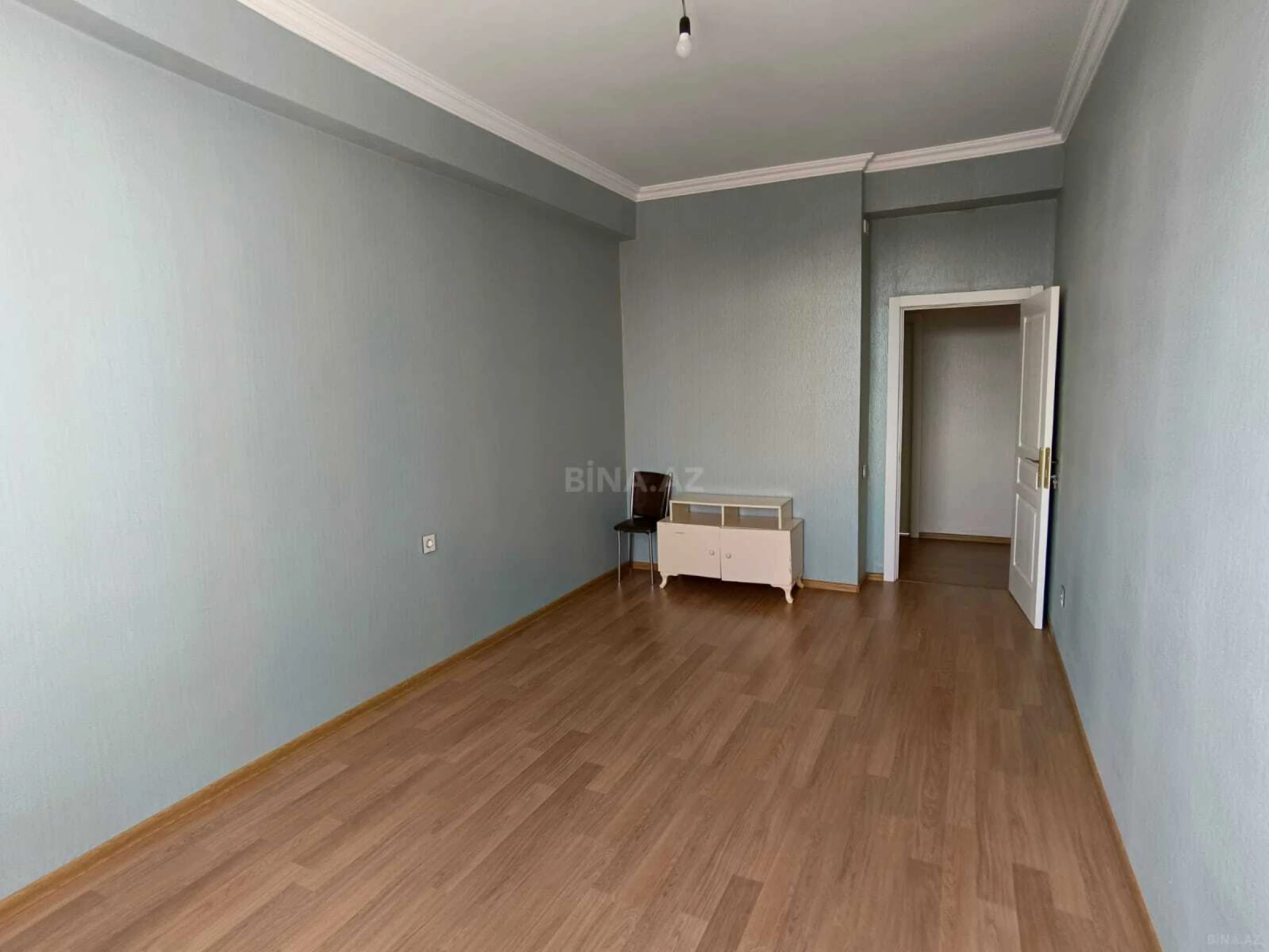Satılır 4 otaqlı mənzil 115 m²