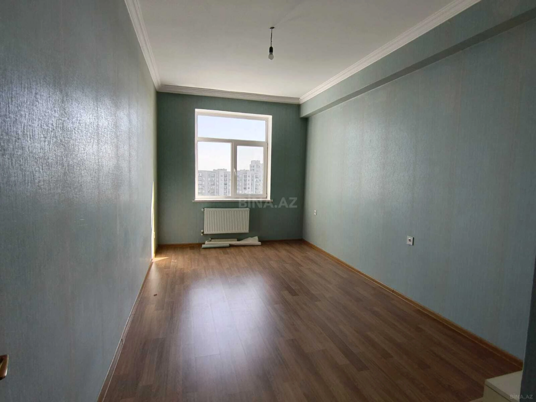 Satılır 4 otaqlı mənzil 115 m²