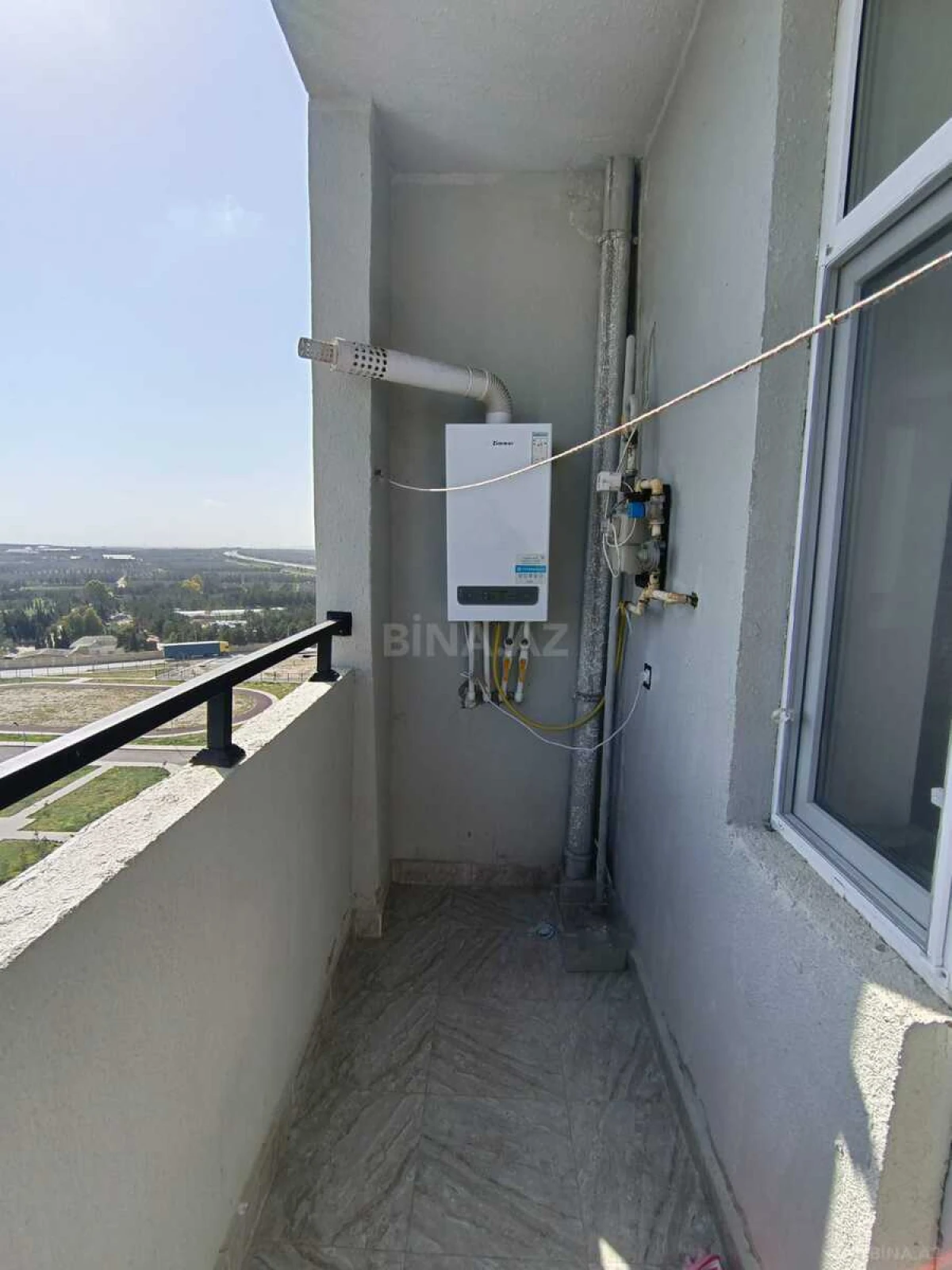 Satılır 4 otaqlı mənzil 115 m²