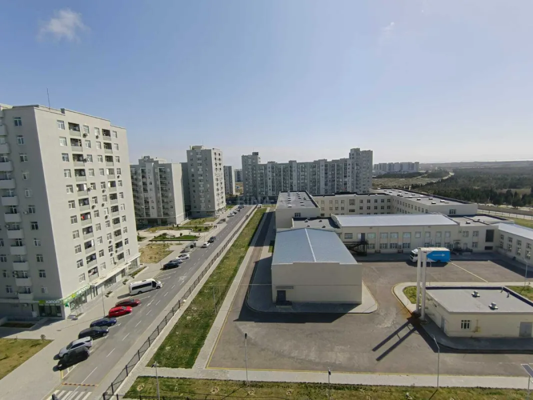 Satılır 4 otaqlı mənzil 115 m²