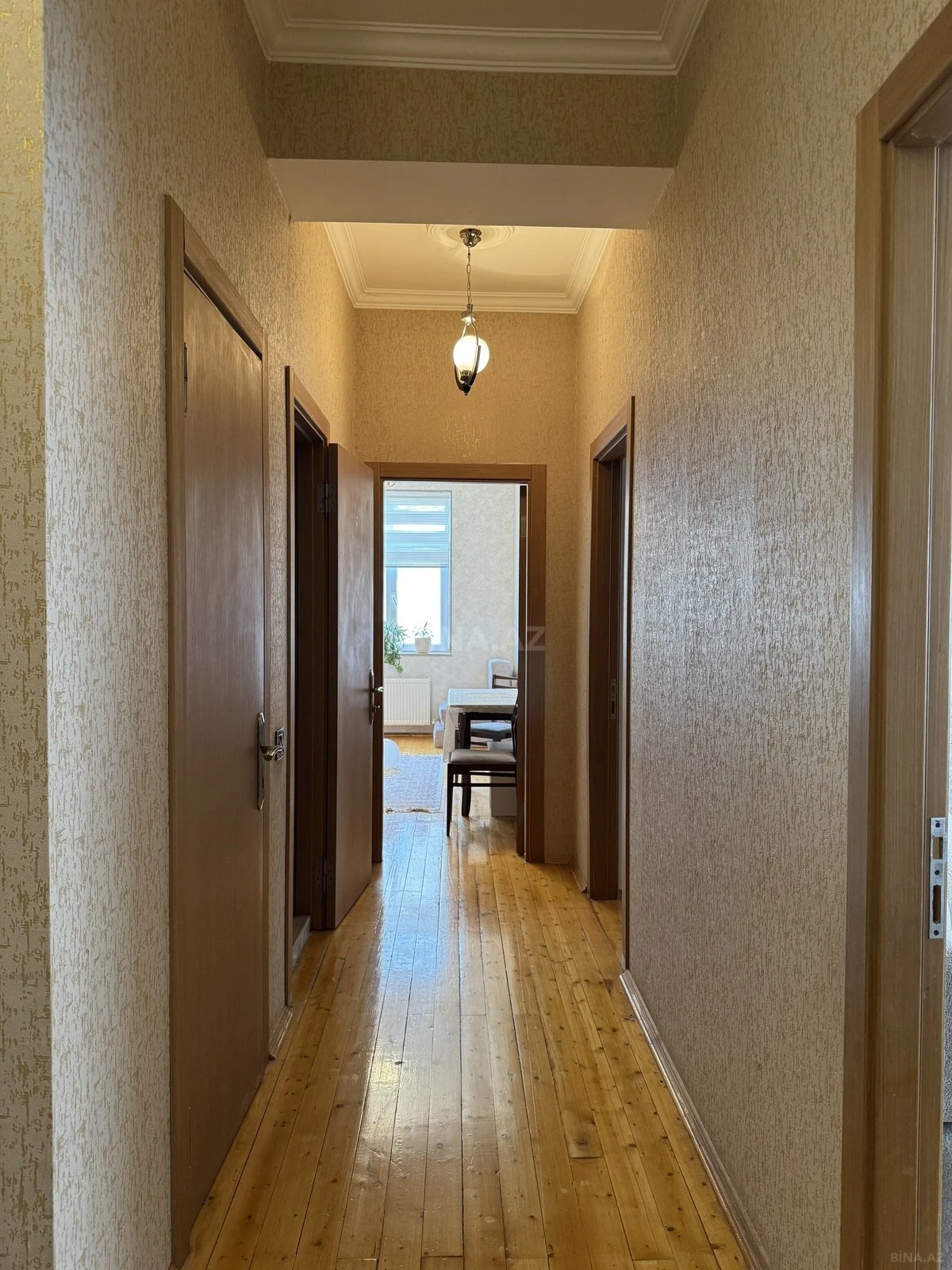 Kirayə verilir 2 otaqlı mənzil 87 m²