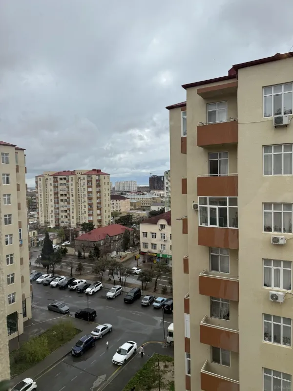 Kirayə verilir 2 otaqlı mənzil 87 m²