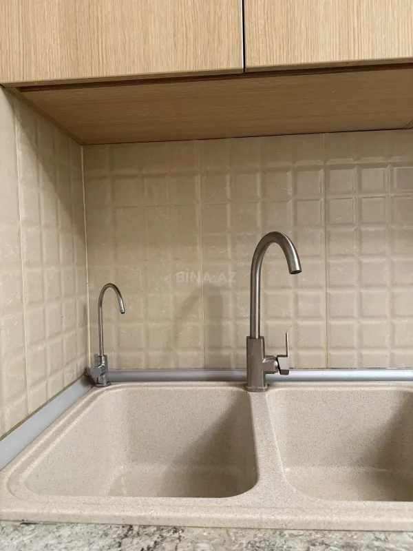 Kirayə verilir 2 otaqlı mənzil 87 m²