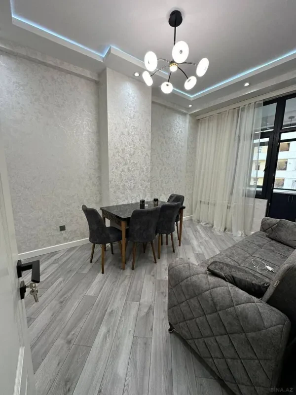 Kirayə verilir 2 otaqlı mənzil 42 m²