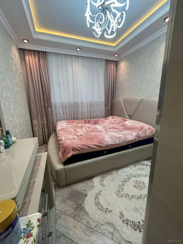 Satılır 2 otaqlı mənzil 60 m²