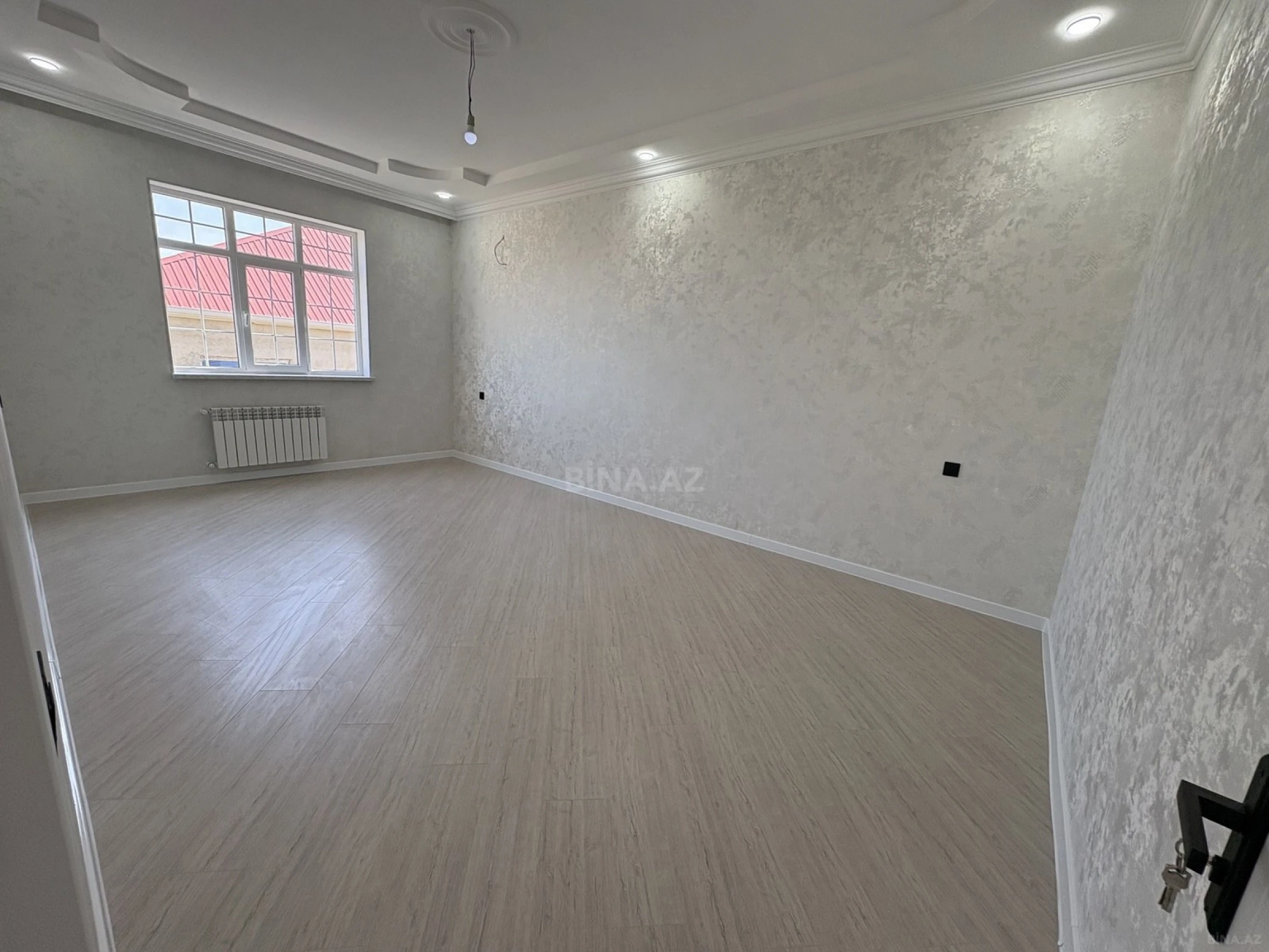 Satılır 4 otaqlı həyət evi 230 m²