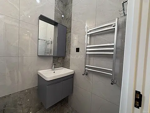 Satılır 4 otaqlı həyət evi 230 m²