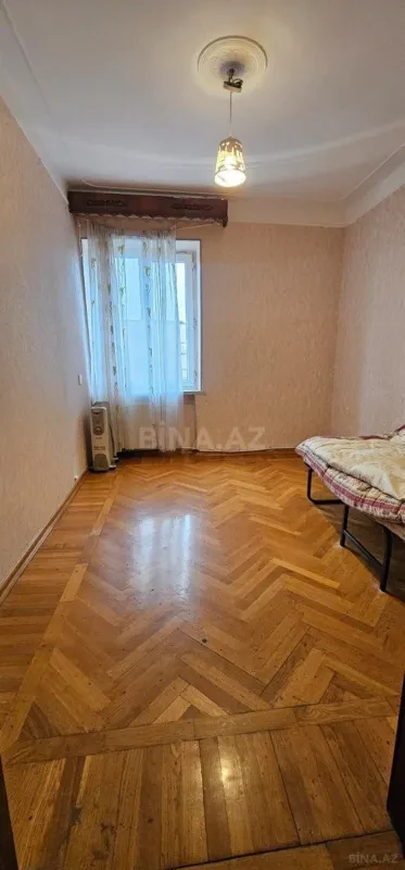 Satılır 3 otaqlı mənzil 70 m²