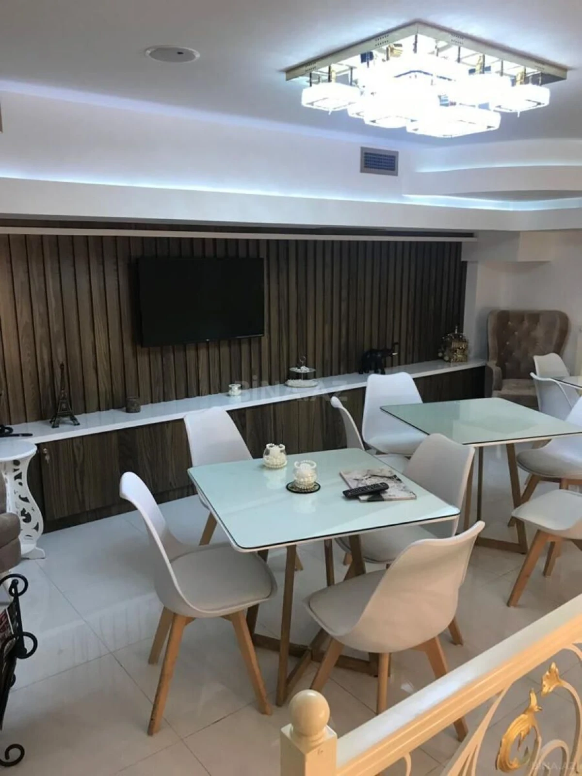 Kirayə verilir obyekt 200 m²