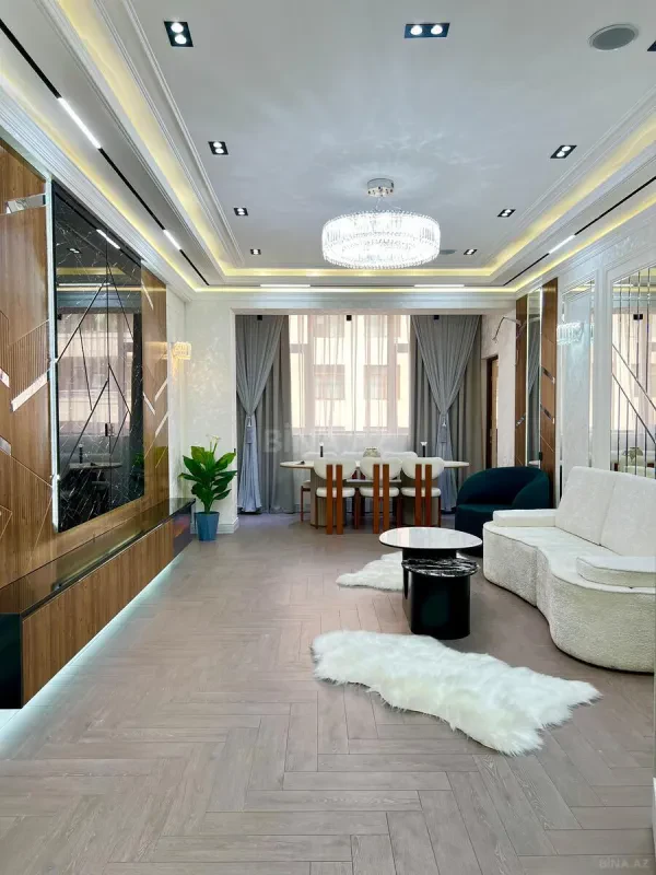 Satılır 3 otaqlı mənzil 160 m²