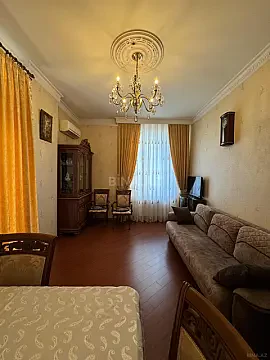 Kirayə verilir 2 otaqlı mənzil 100 m² — Bakı 2 otaq 100.00 m²