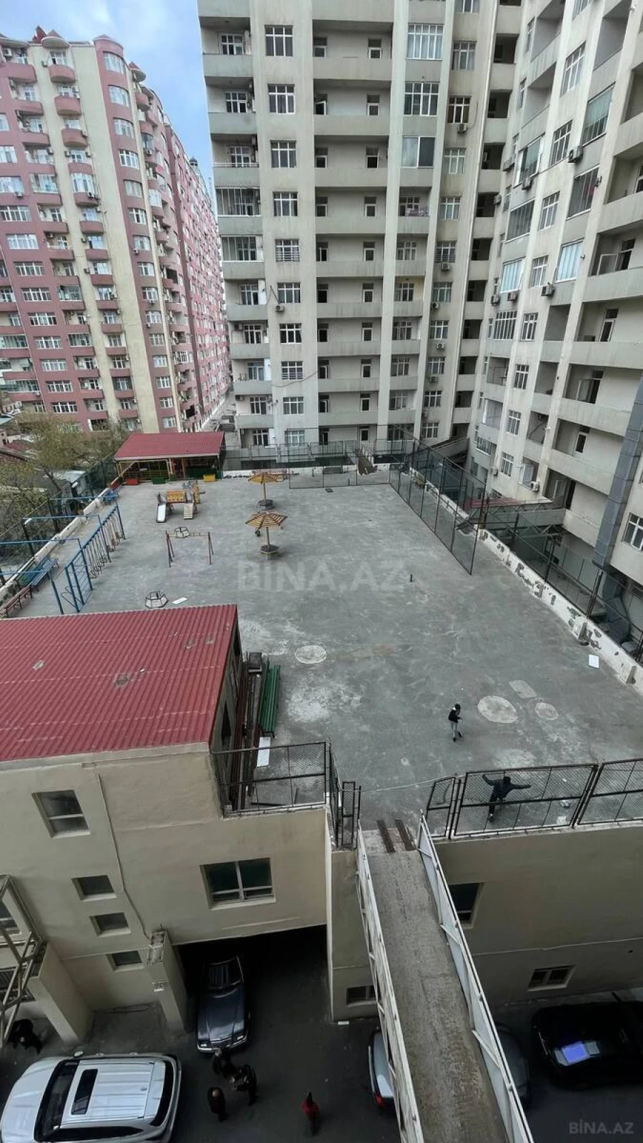 Kirayə verilir 2 otaqlı mənzil 70 m²