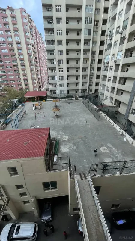 Kirayə verilir 2 otaqlı mənzil 70 m²