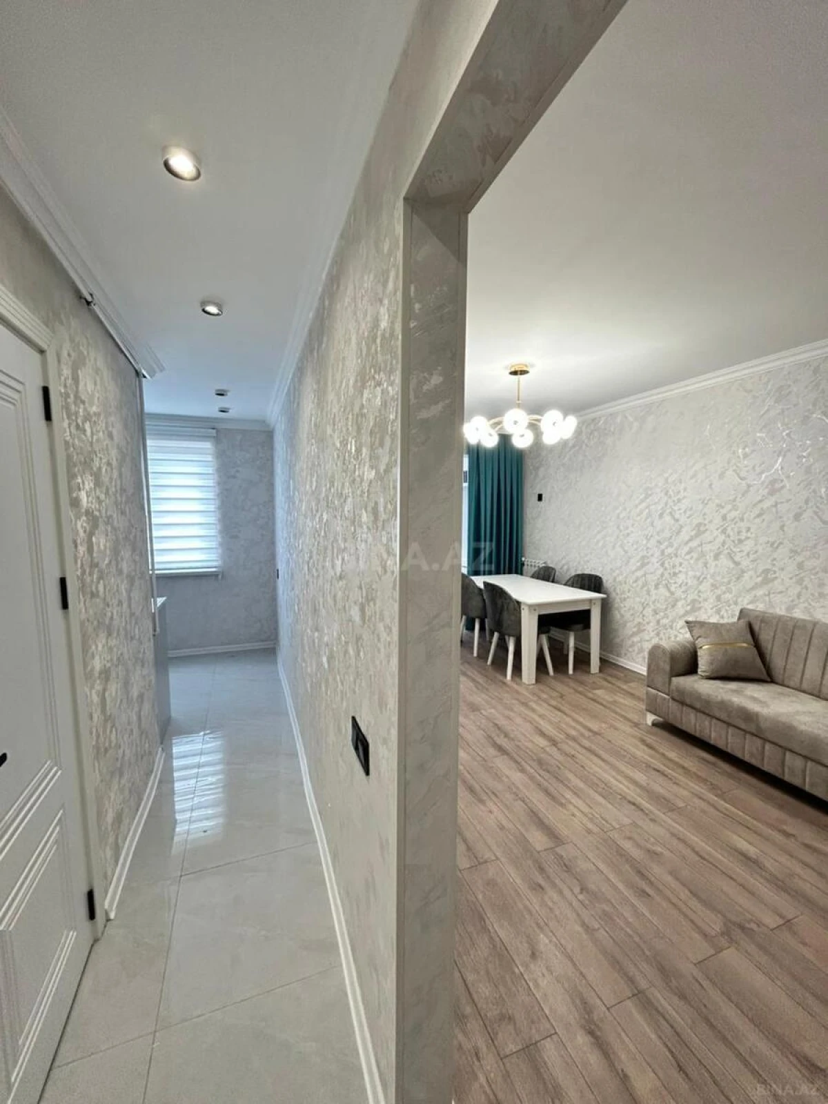 Satılır 1 otaqlı mənzil 40 m²