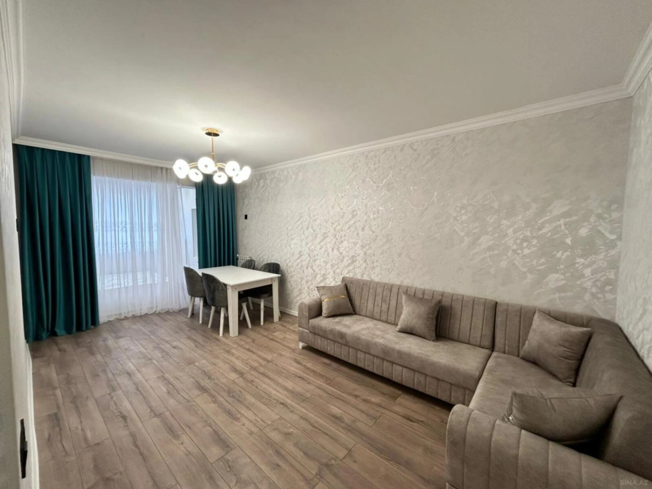 Satılır 1 otaqlı mənzil 40 m²