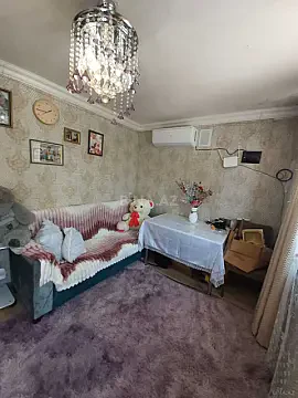 Satılır 1 otaqlı həyət evi 40 m² — Bakı, 9-cu mikrorayon 1 otaq 40.00 m²