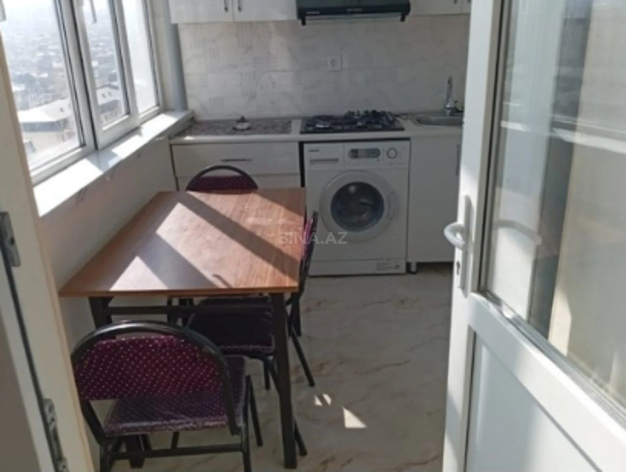 Kirayə verilir 2 otaqlı mənzil 53 m²