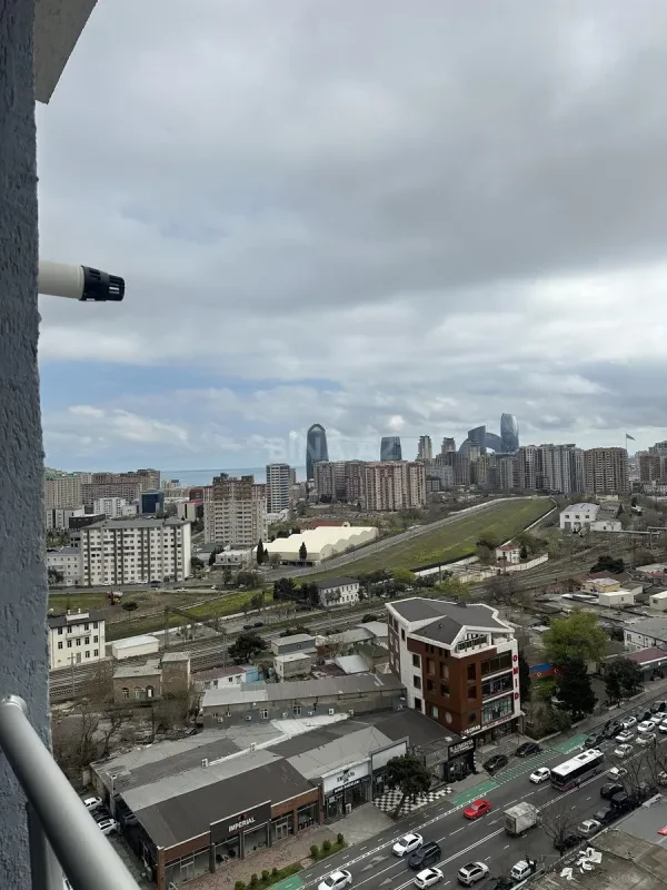 Satılır 2 otaqlı mənzil 84.8 m²