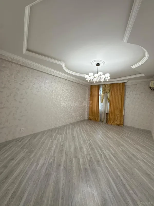 Satılır 2 otaqlı mənzil 68 m²