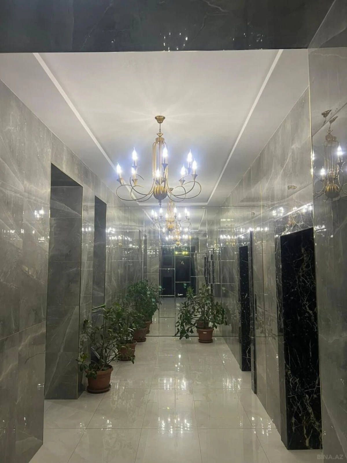 Kirayə verilir 2 otaqlı mənzil 90 m²