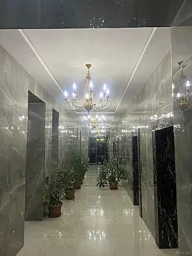 Kirayə verilir 2 otaqlı mənzil 90 m²