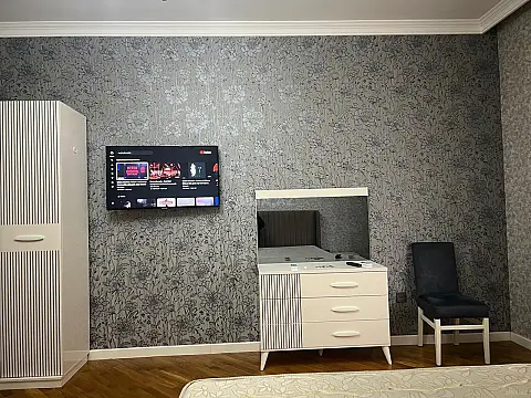 Kirayə verilir 2 otaqlı mənzil 90 m² — Bakı 2 otaq 90.00 m²