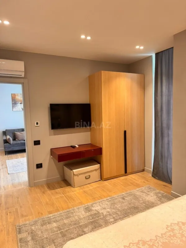 Kirayə verilir 2 otaqlı mənzil 89 m²