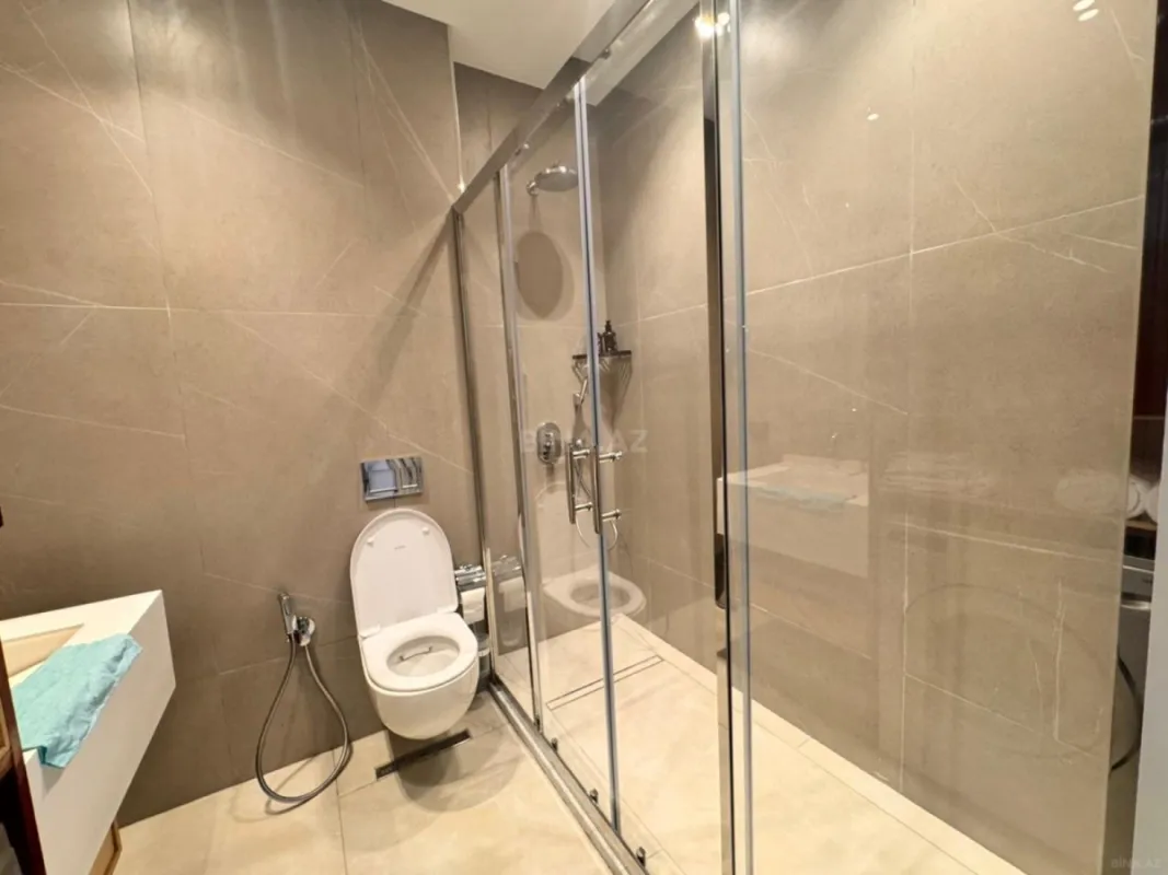 Kirayə verilir 2 otaqlı mənzil 89 m²
