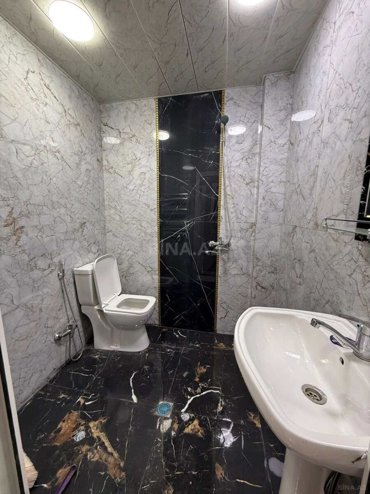 Satılır 2 otaqlı mənzil 50 m²