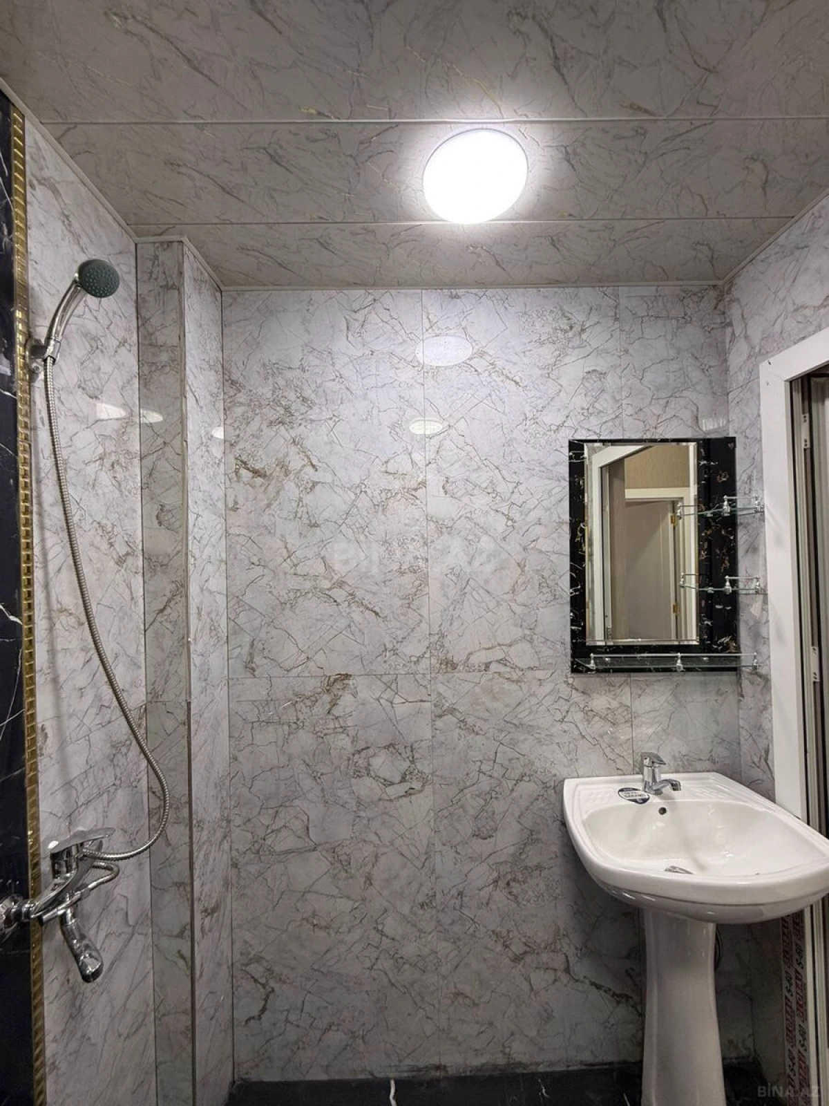 Satılır 2 otaqlı mənzil 50 m²