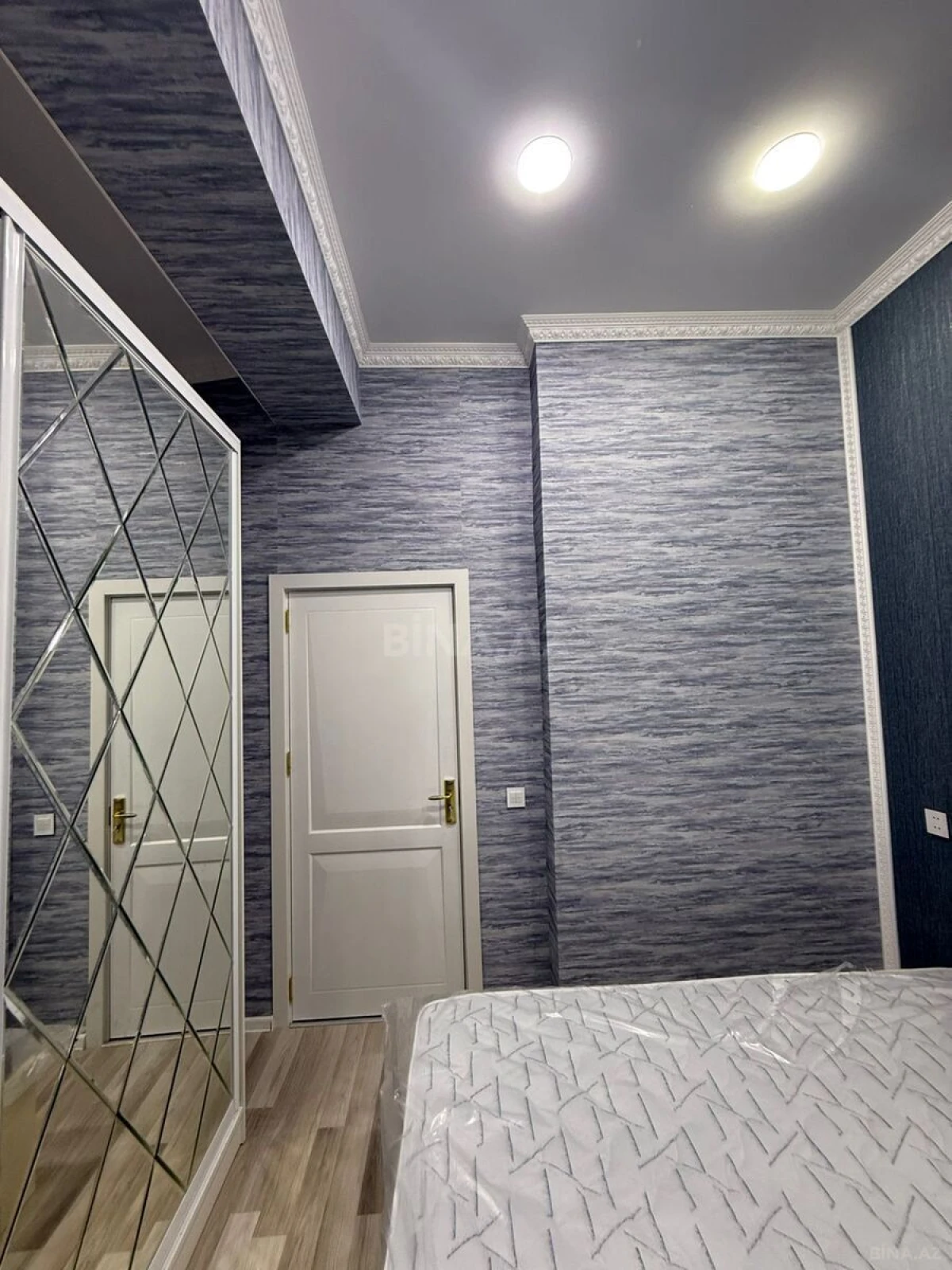 Satılır 2 otaqlı mənzil 50 m²