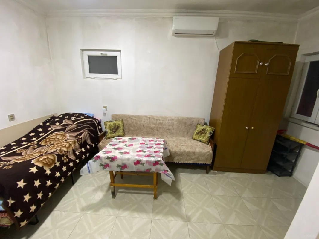 Kirayə verilir 1 otaqlı həyət evi 17 m²