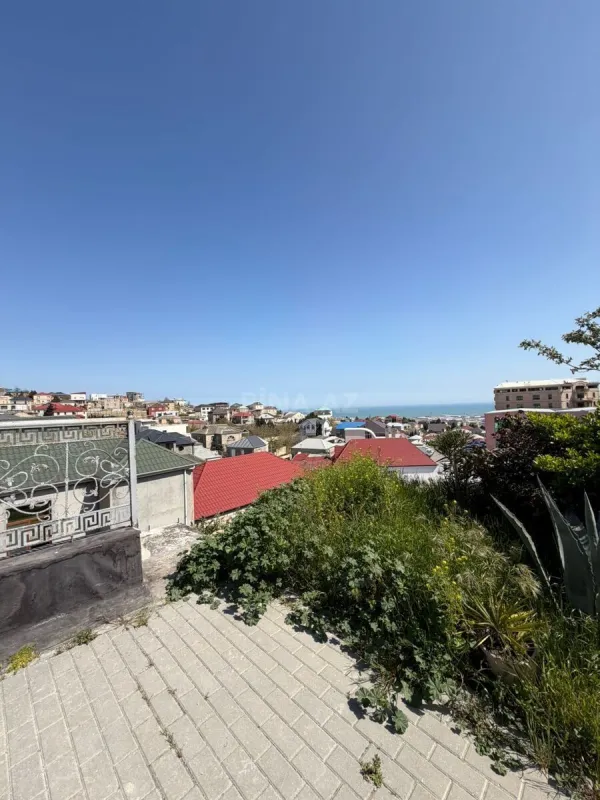 Kirayə verilir 3 otaqlı həyət evi 100 m²