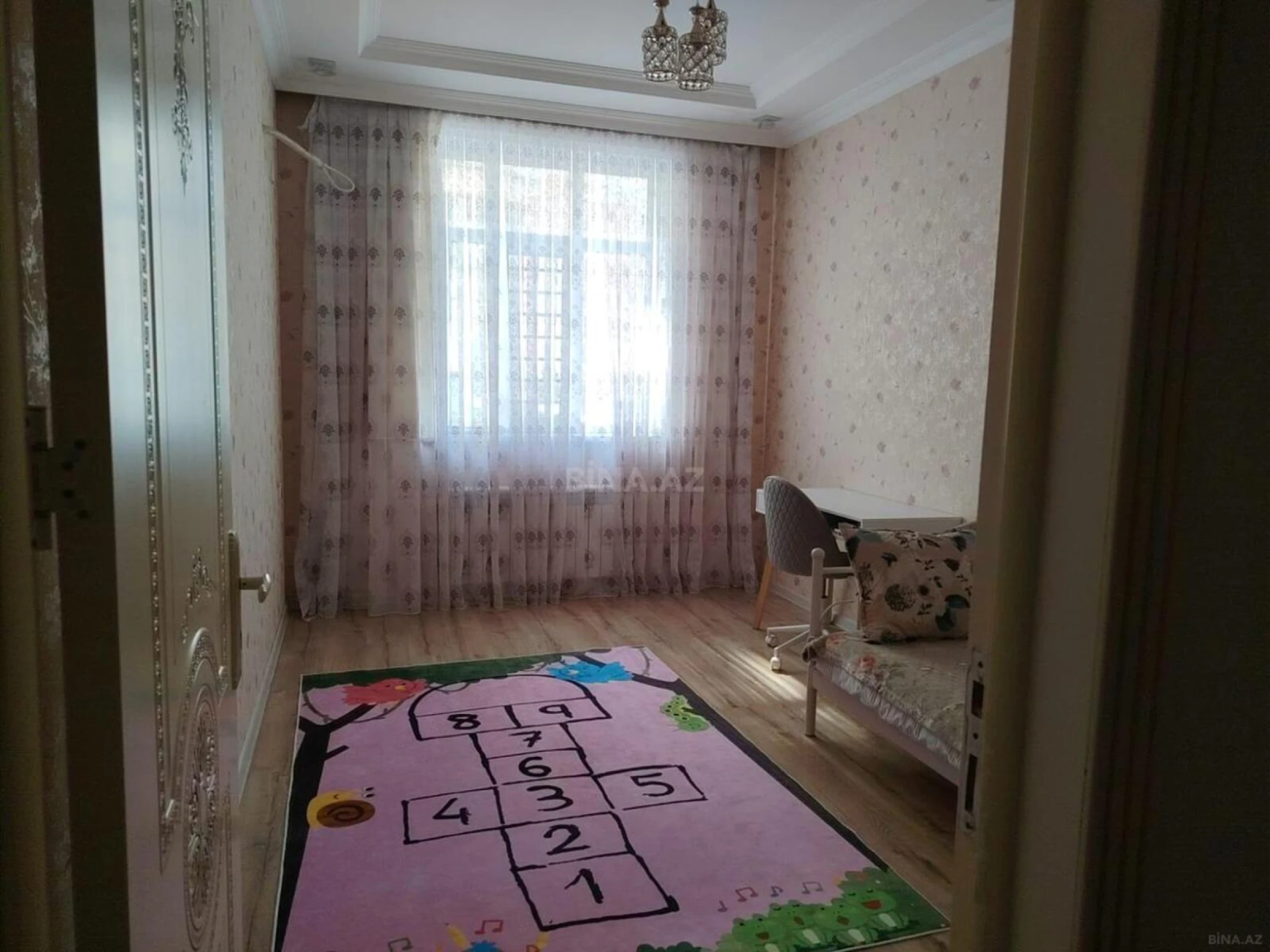 Satılır 3 otaqlı mənzil 90 m²