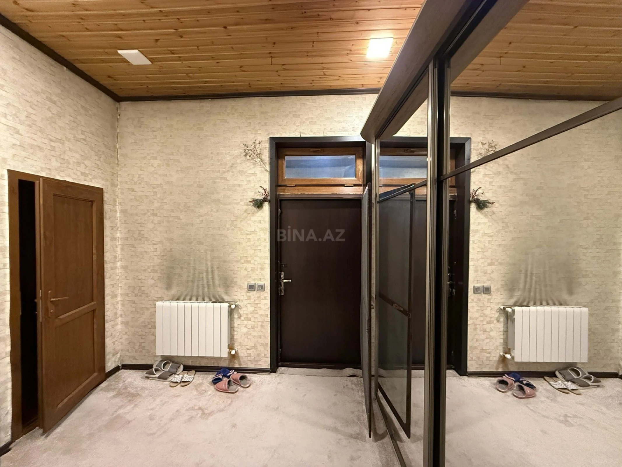 Kirayə verilir 2 otaqlı həyət evi 85 m²