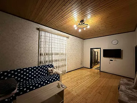 Kirayə verilir 2 otaqlı həyət evi 85 m²