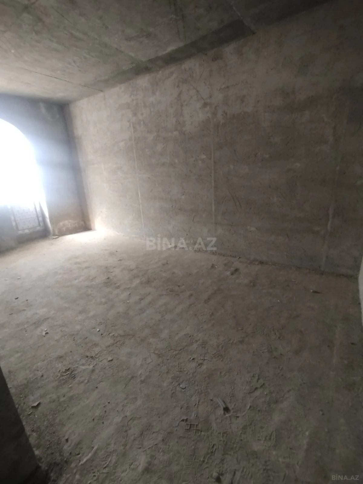 Satılır 3 otaqlı mənzil 100 m²