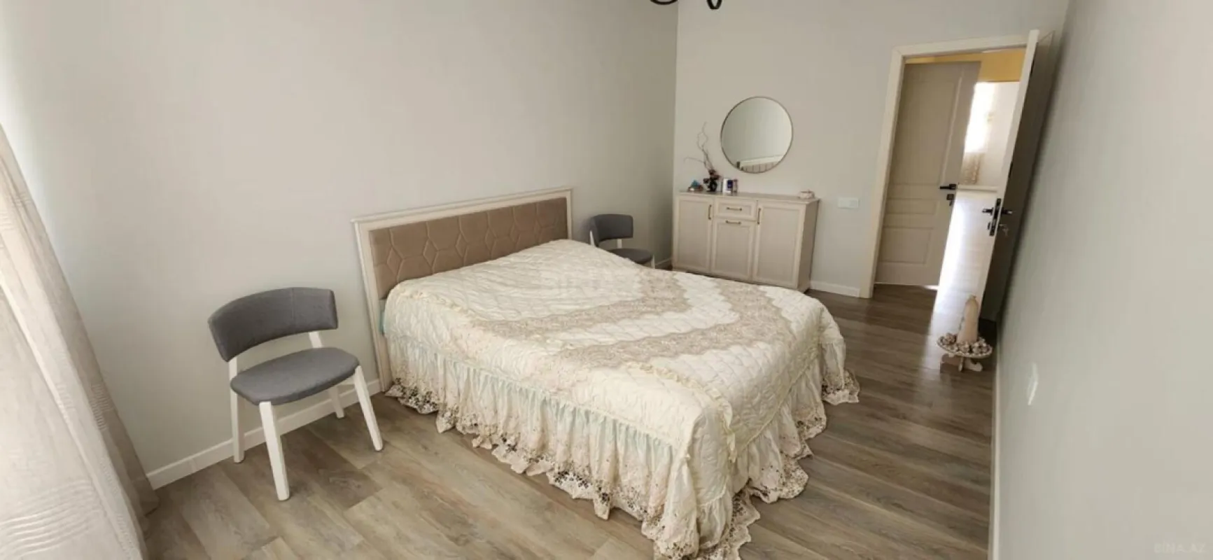 Satılır 2 otaqlı mənzil 70 m²