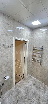 Satılır 2 otaqlı mənzil 70 m²