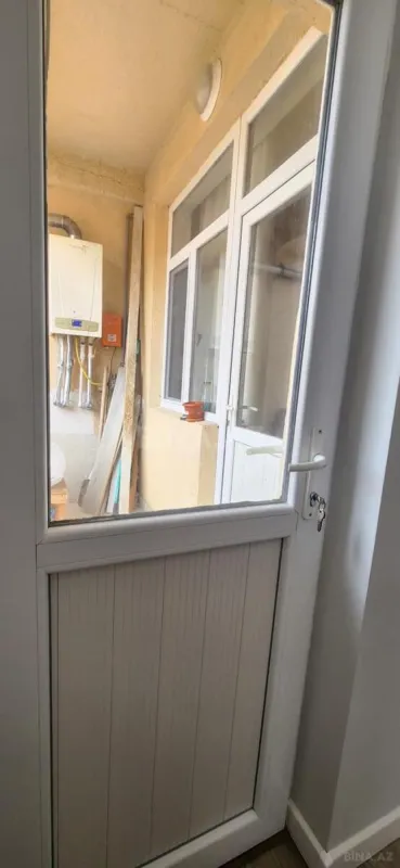 Satılır 2 otaqlı mənzil 70 m²